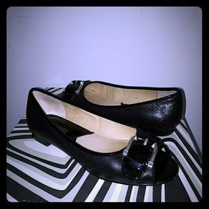 MICHAEL Michael Kors Sz 7.5 black open toe flats